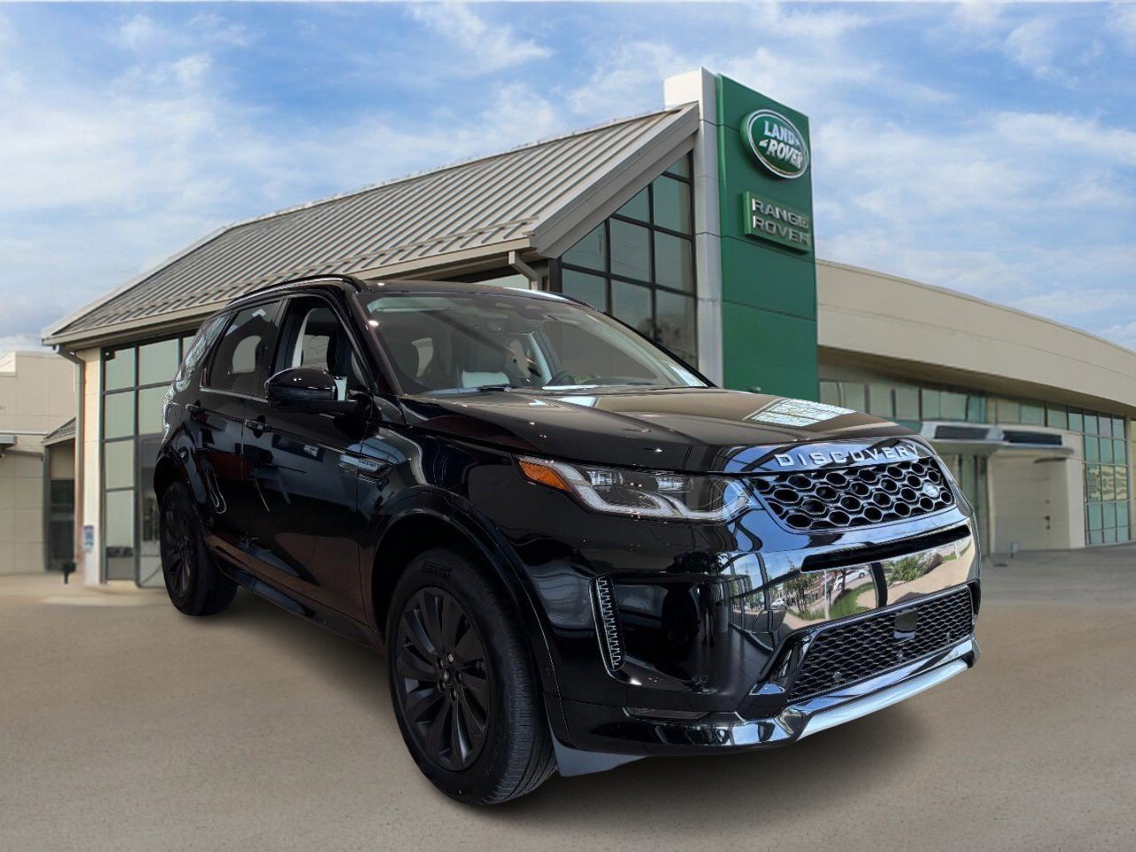 2025 Land Rover Discovery Sport S photo 4