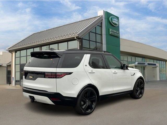 2025 Land Rover Discovery P360 Dynamic SE photo 4