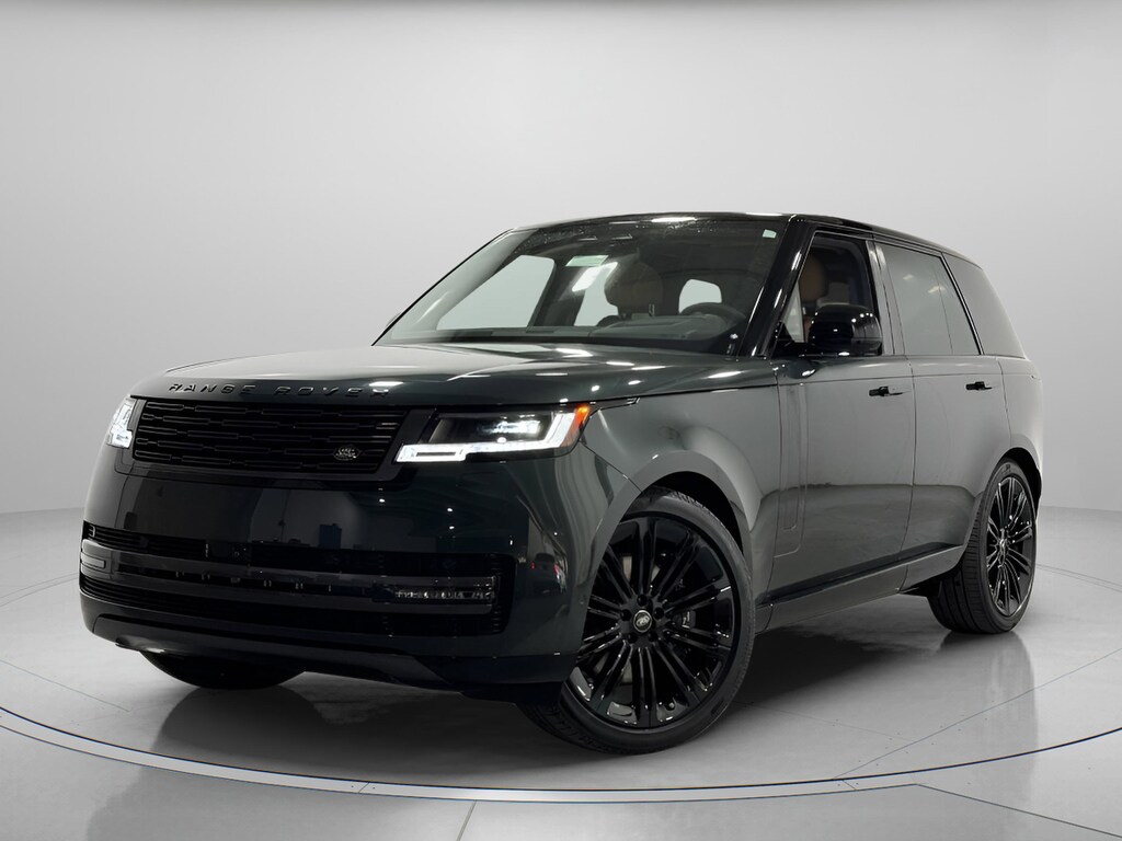 New 2025 Land Rover Range Rover SE SUV