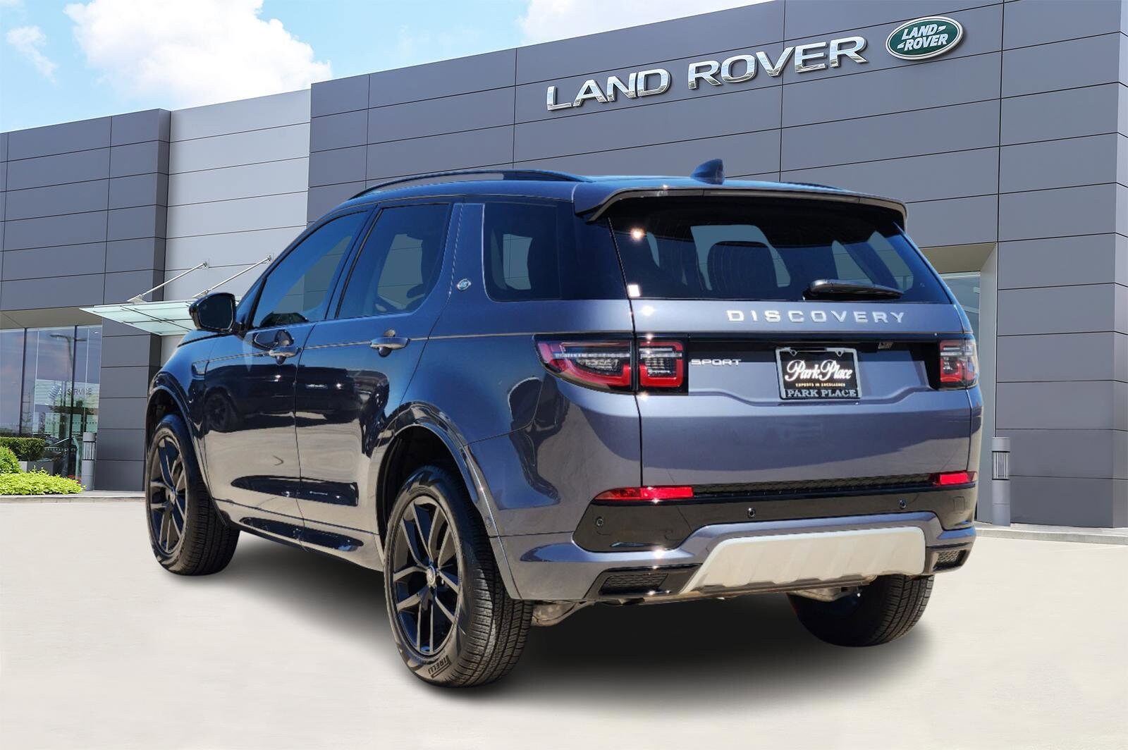 2025 Land Rover Discovery Sport S photo 4