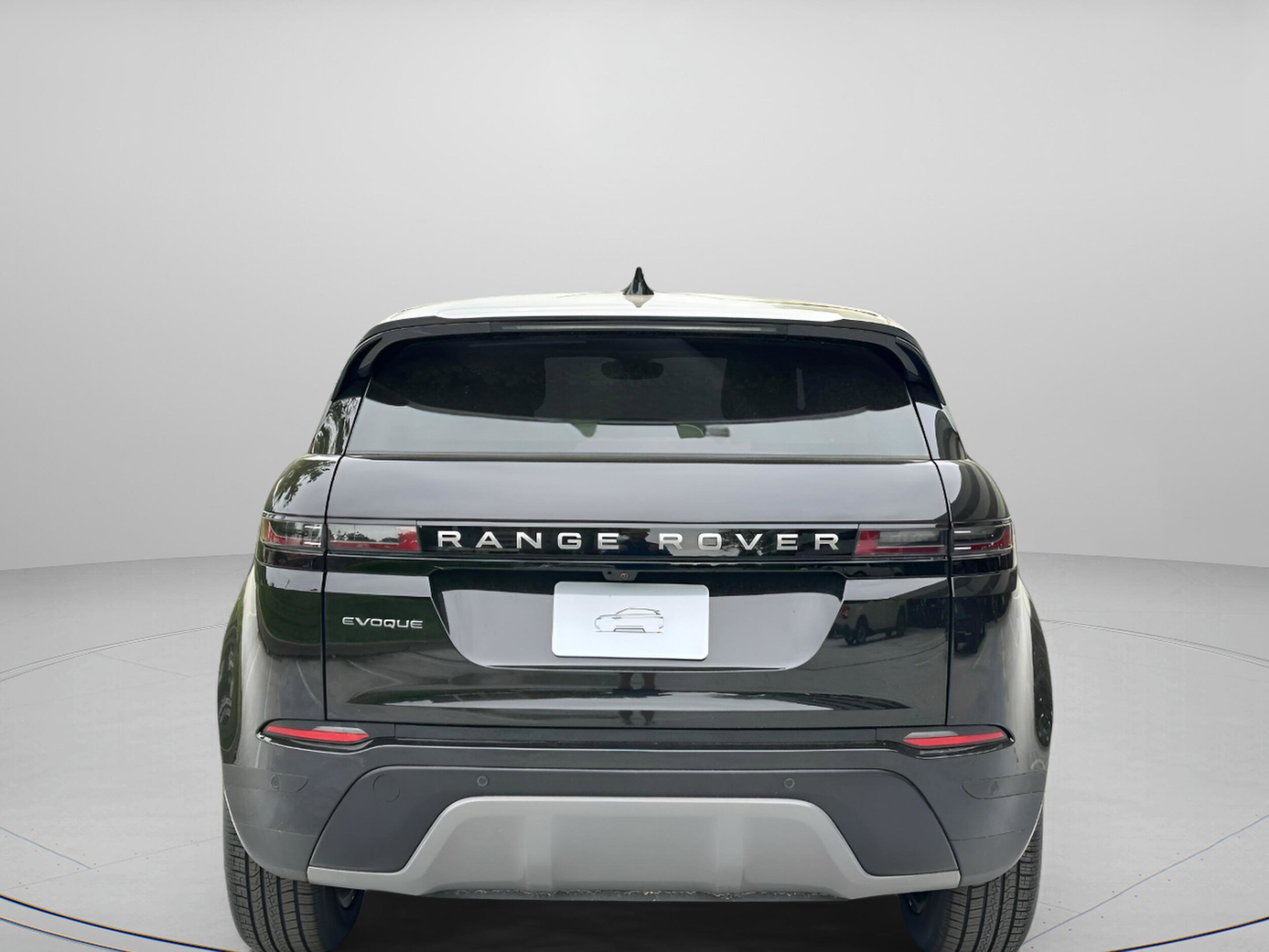 2026 Land Rover Range Rover Evoque S photo 4