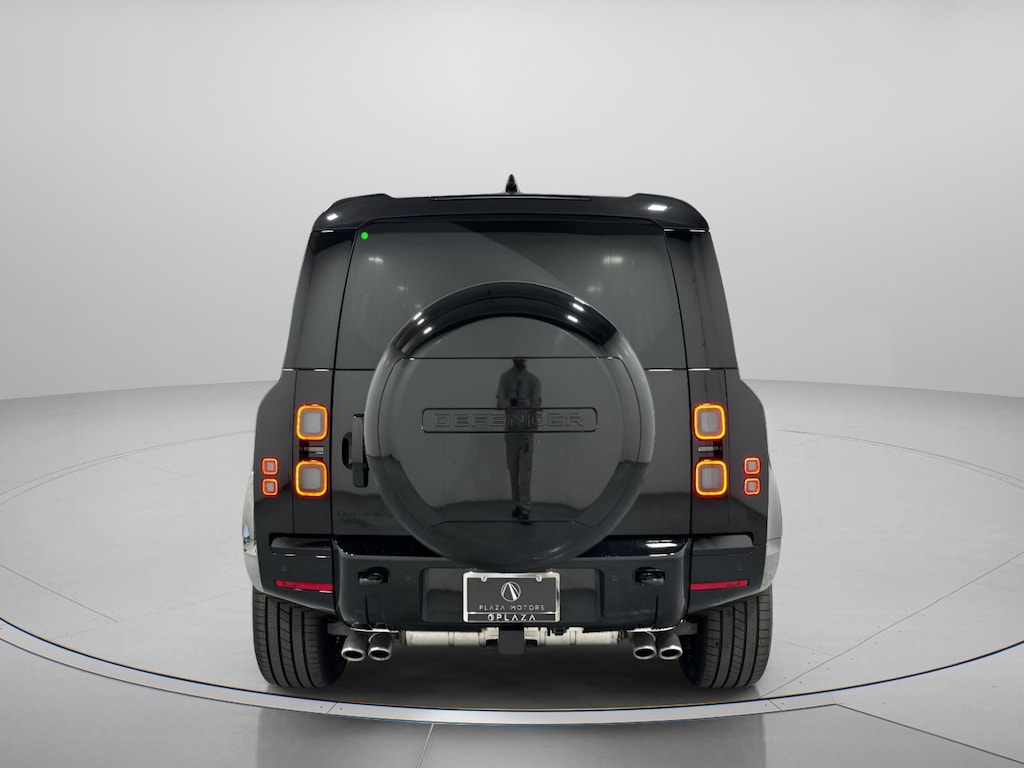 New 2026 Land Rover Defender 110 XV8 525PS SUV