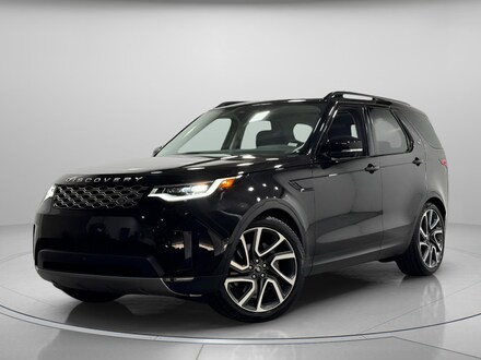 2025 Land Rover Discovery P300 S SUV