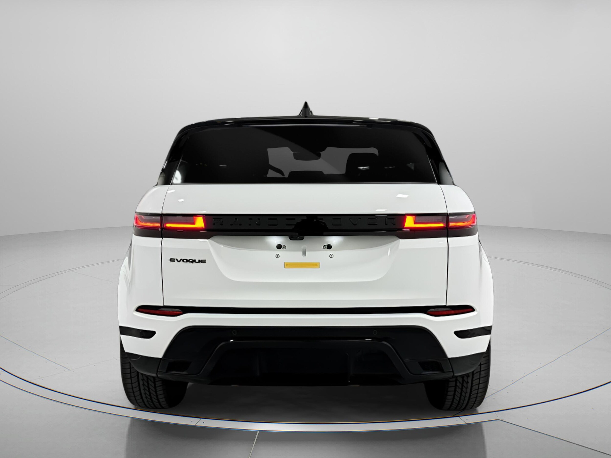2026 Land Rover Range Rover Evoque Dynamic SE photo 4