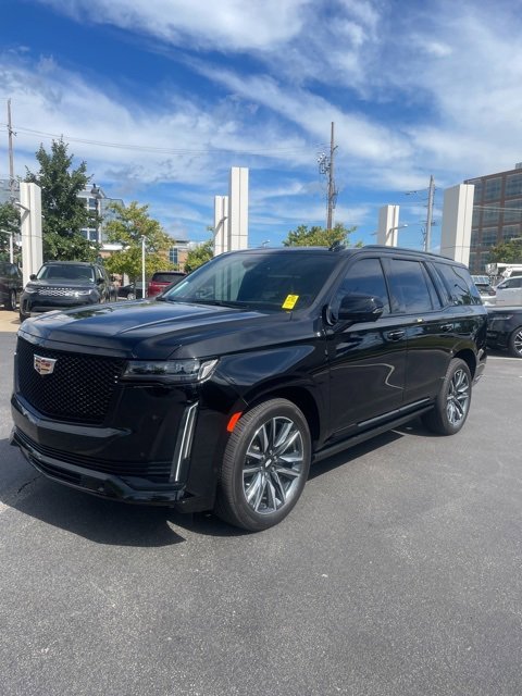 2023 Cadillac Escalade Sport Platinum photo 2