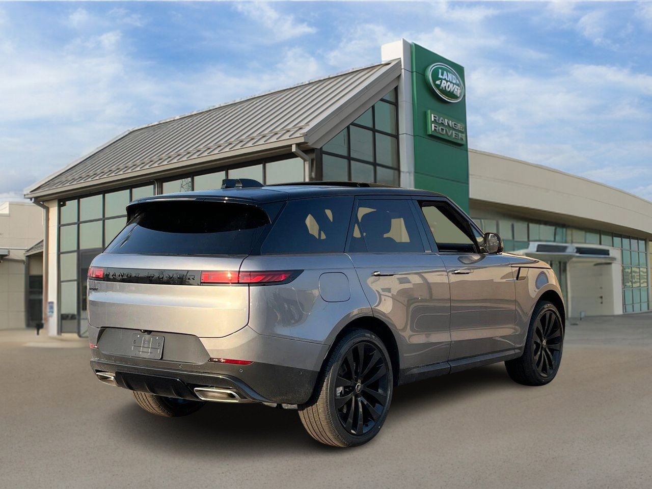 2025 Land Rover Range Rover Sport P360 SE photo 4