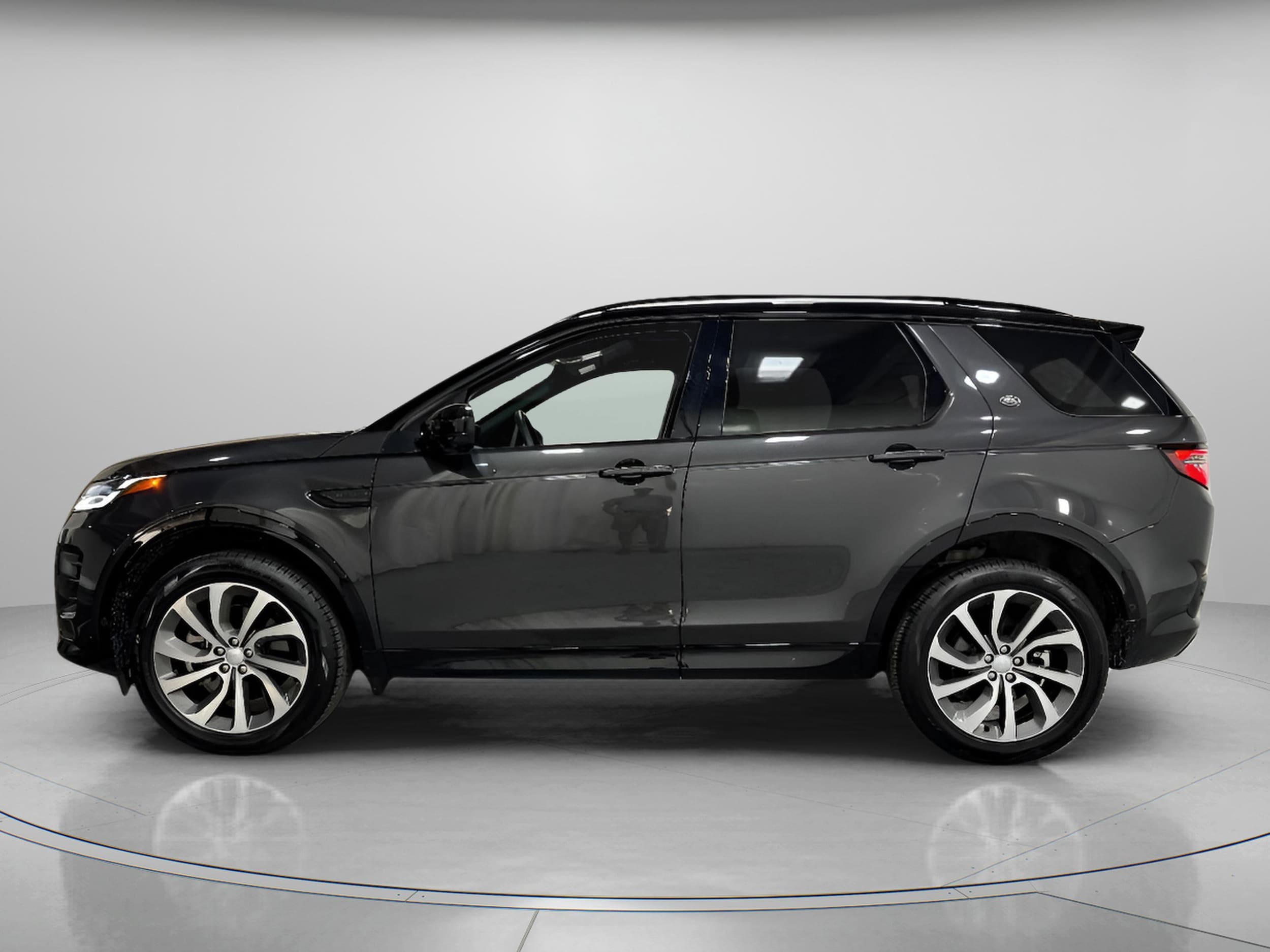 Certified 2024 Land Rover Discovery Sport Dynamic SE with VIN SALCL2FX0RH347873 for sale in Creve Coeur, MO