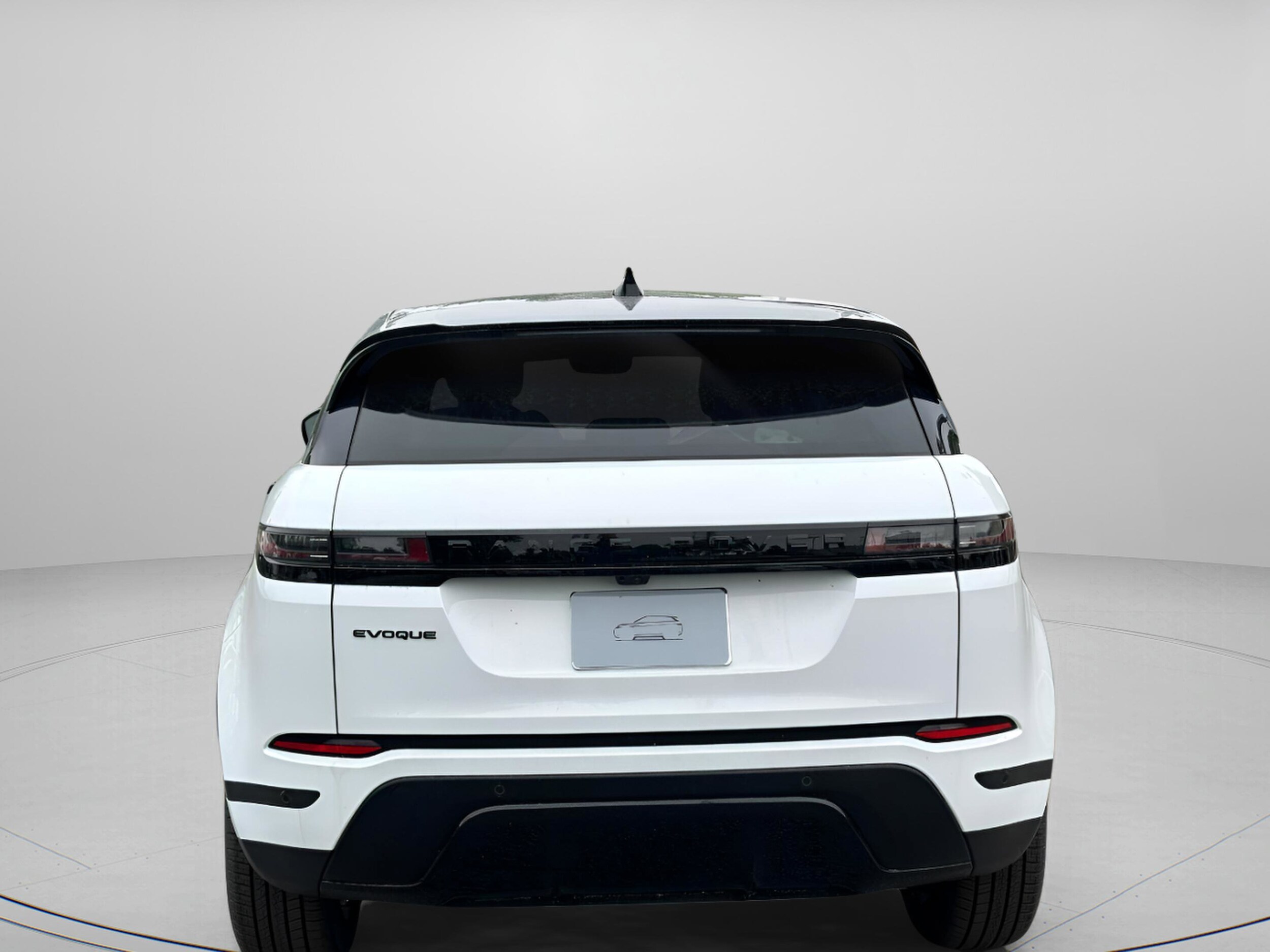 2026 Land Rover Range Rover Evoque S photo 4