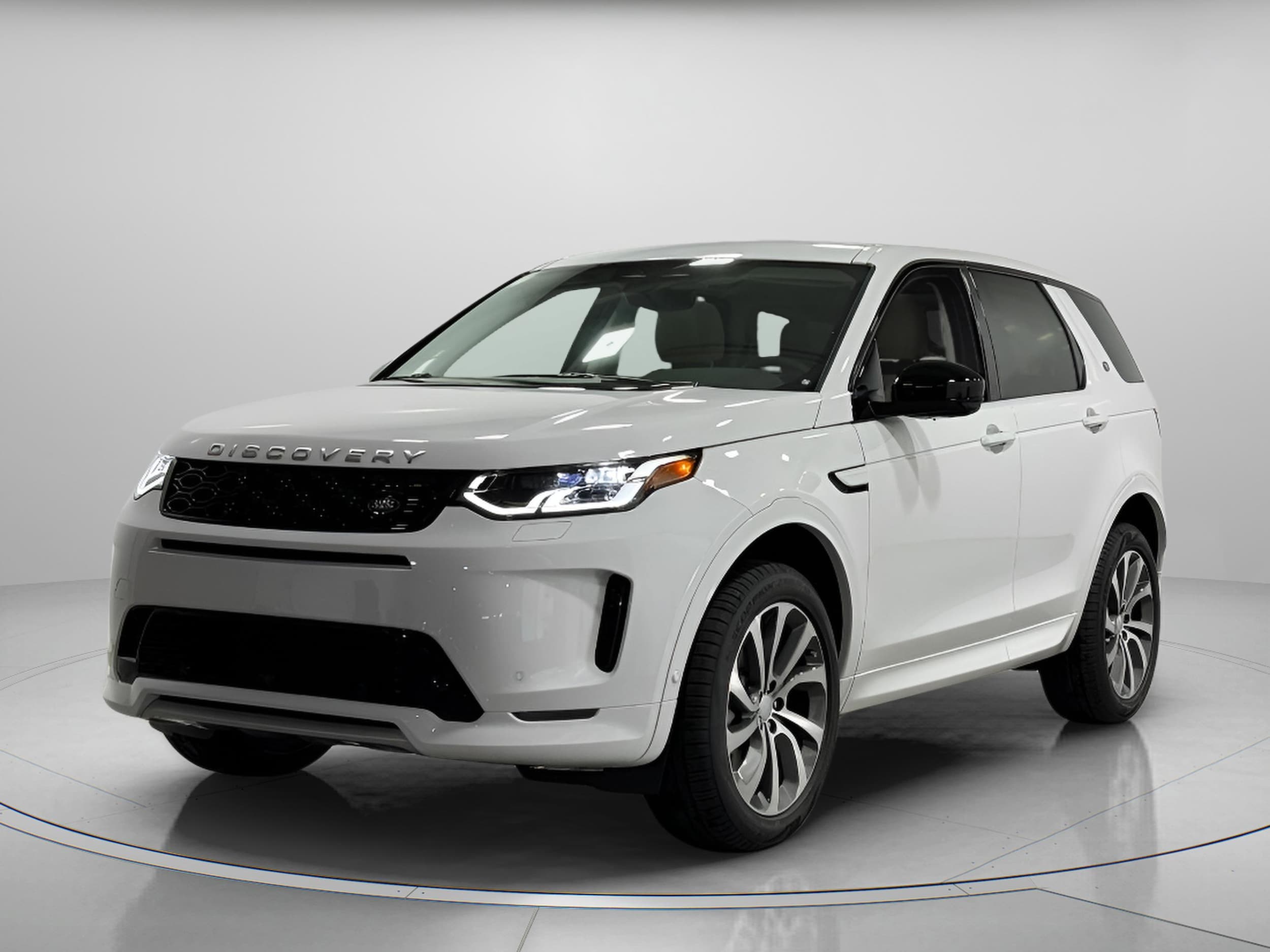 2025 Land Rover Discovery Sport S's photo