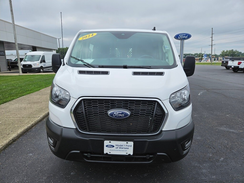 2024 Ford Transit photo 3