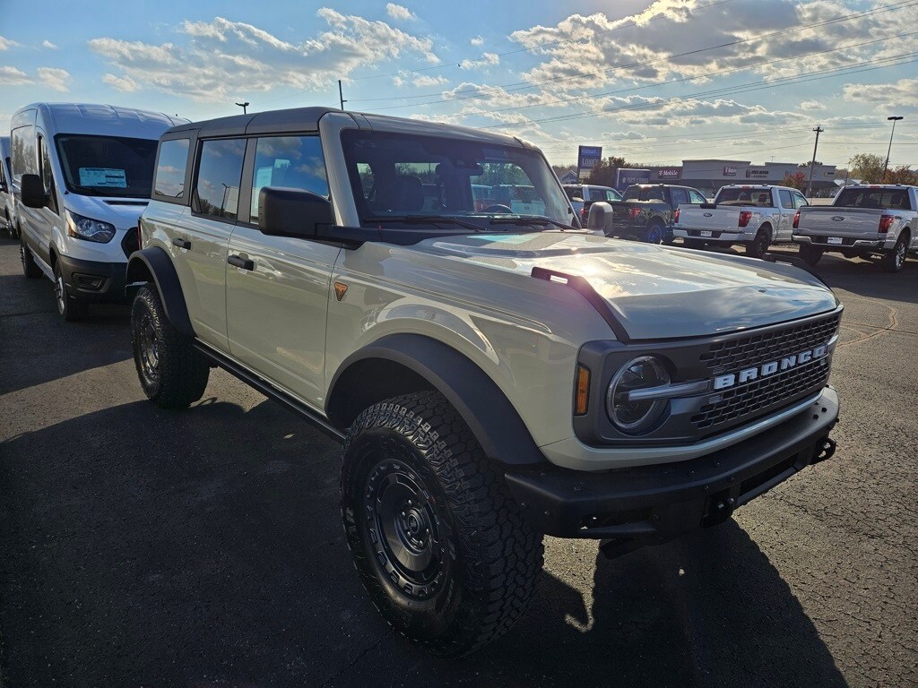 2025 Ford Bronco Badlands photo 4