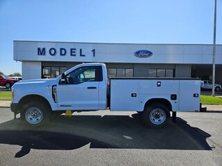 2026 Ford F-350 Chassis Truck Regular Cab