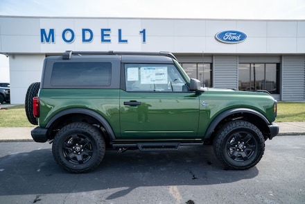 2024 Ford Bronco Black Diamond SUV