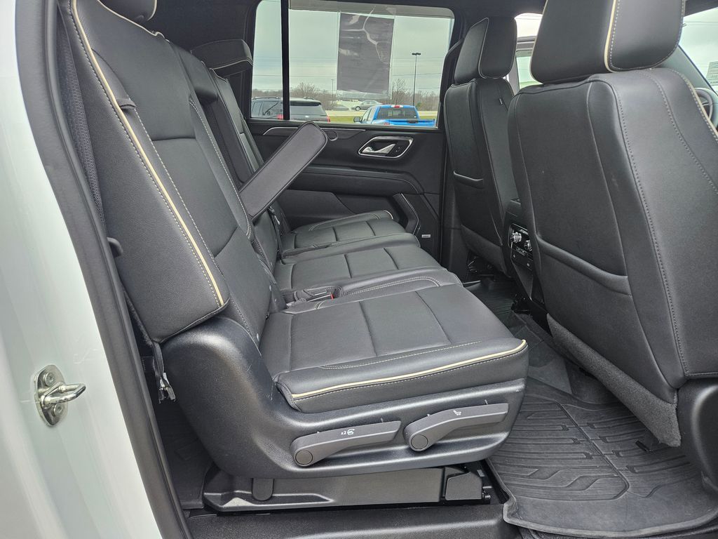 2023 GMC Yukon XL SLT - Photo 27