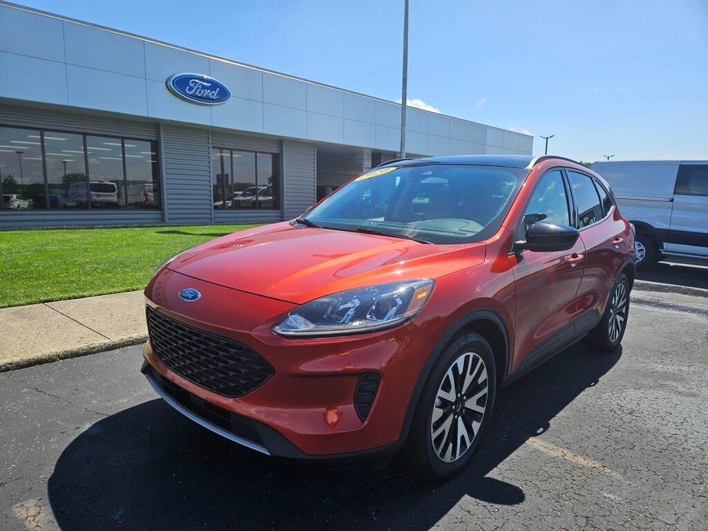 2020 Ford Escape SE Sport Hybrid photo 2