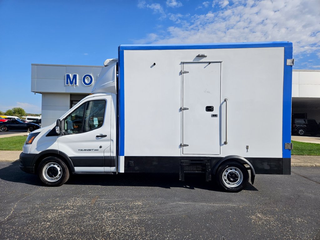 2022 Ford Transit Chassis Cab