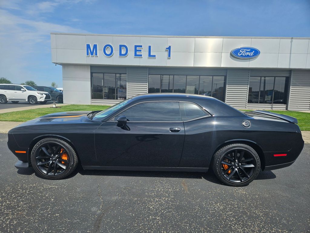 2022 Dodge Challenger GT Auto's photo