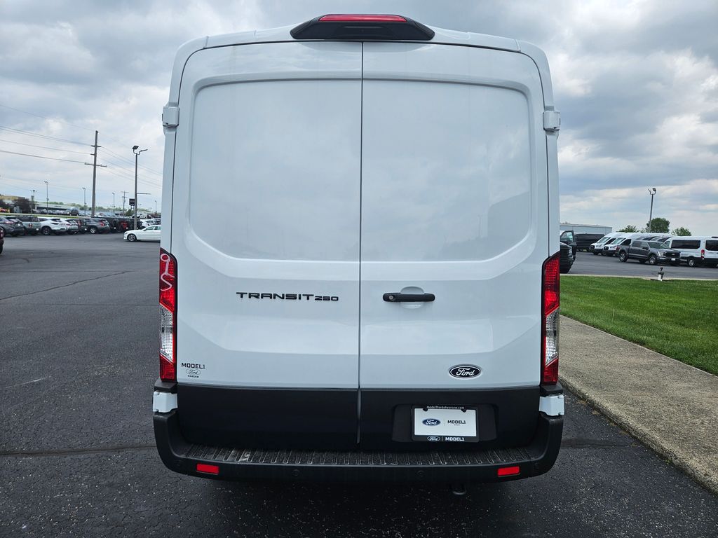 2025 Ford Transit Van Base - Photo 7