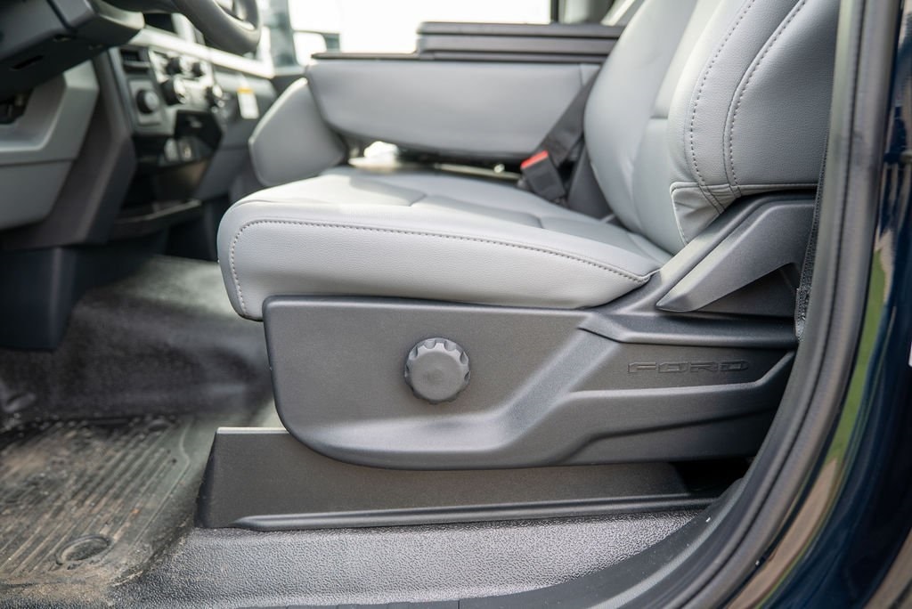 2025 Ford F-250 Super Duty XL - Photo 15