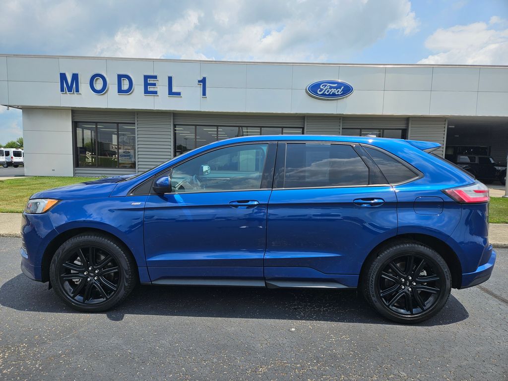 2023 Ford Edge