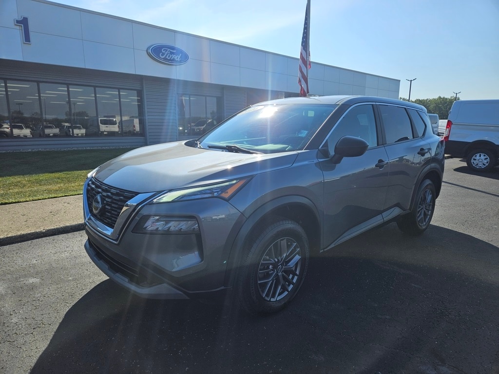 Used 2023 Nissan Rogue S SUV