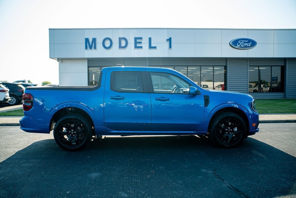 2025 Ford Maverick Lobo Standard