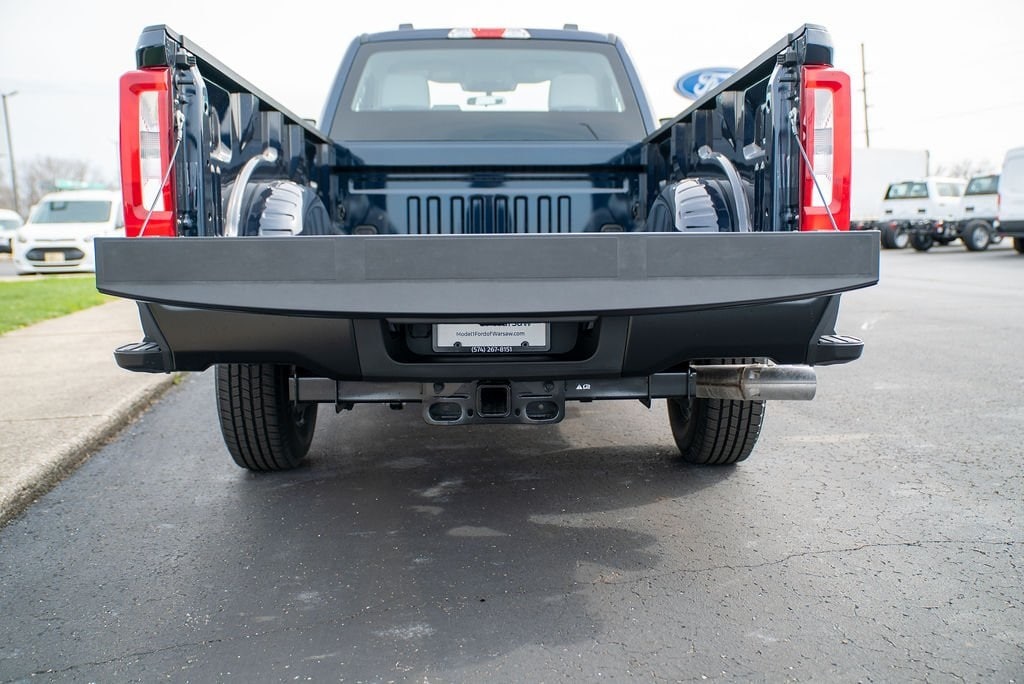 2025 Ford F-250 Super Duty XL - Photo 11
