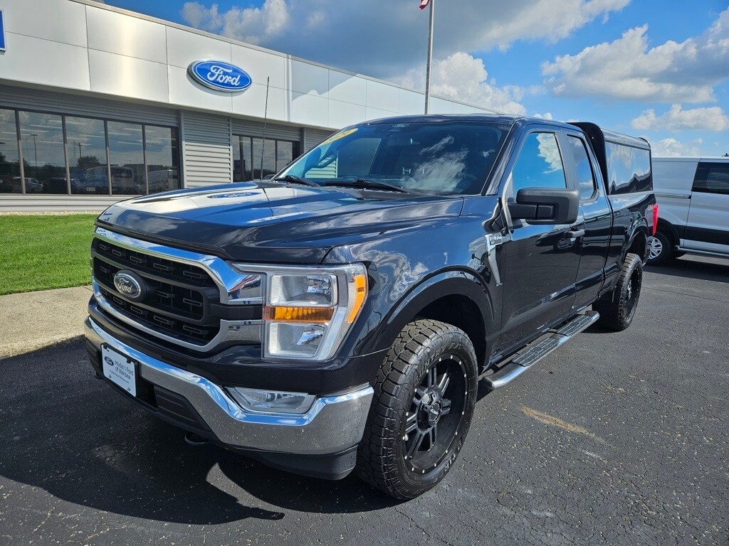 2021 Ford F-150 XLT photo 2