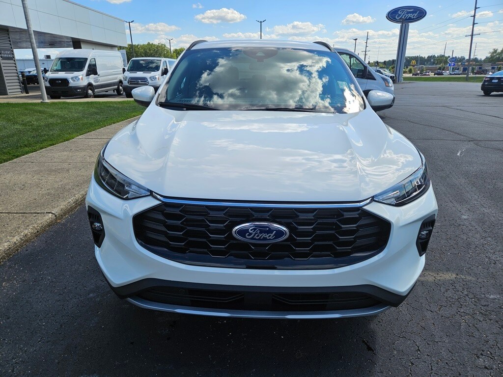 2025 Ford Escape ST-Line Select photo 3