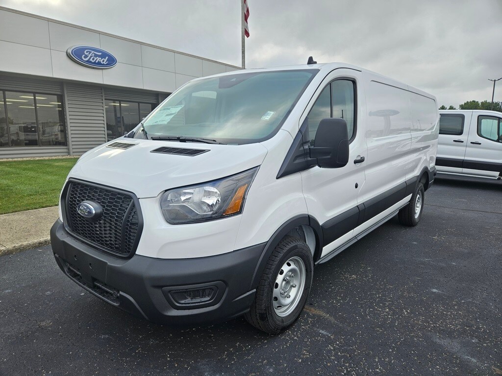 2025 Ford Transit photo 2