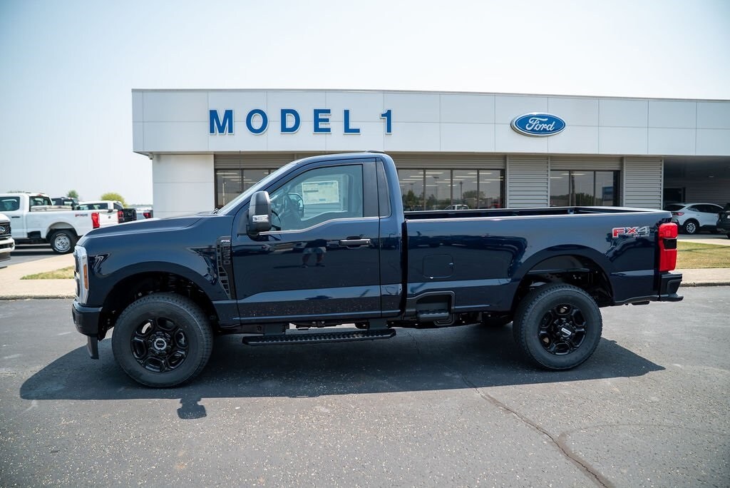 2025 Ford F-350 XL photo 3
