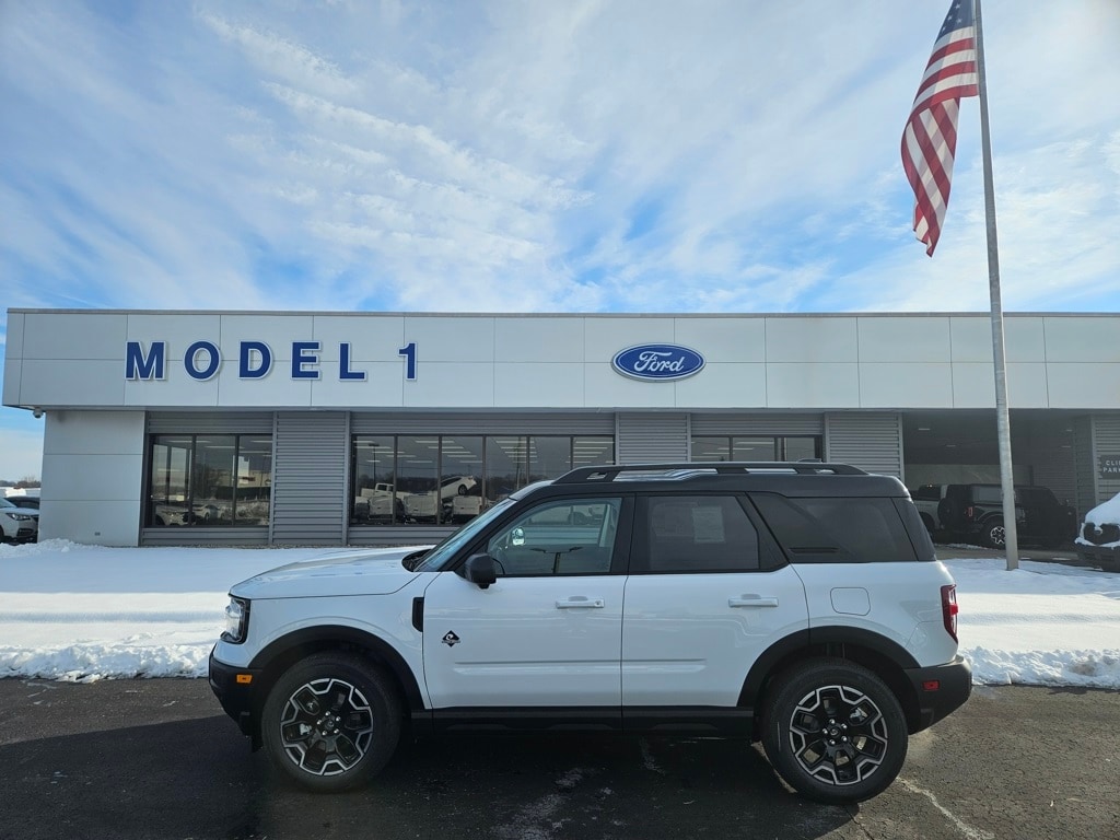 2025 Ford Bronco Sport Outer Banks's photo