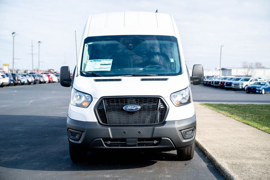 2025 Ford Transit photo 3