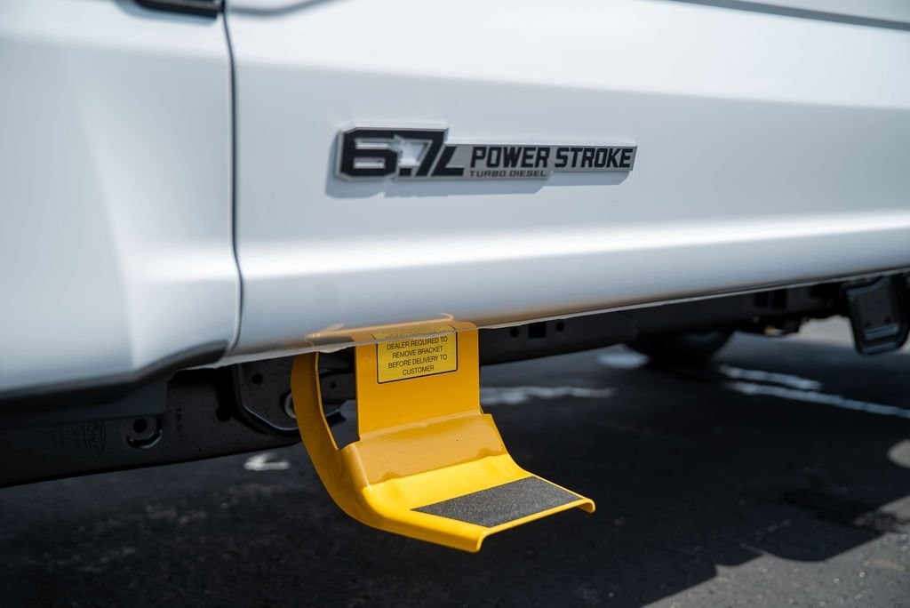 2025 Ford F-250 Super Duty XL - Photo 10