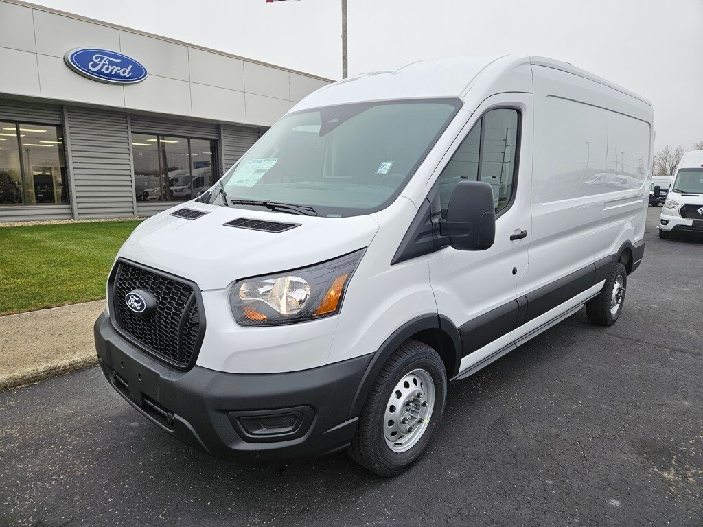 2025 Ford Transit photo 3