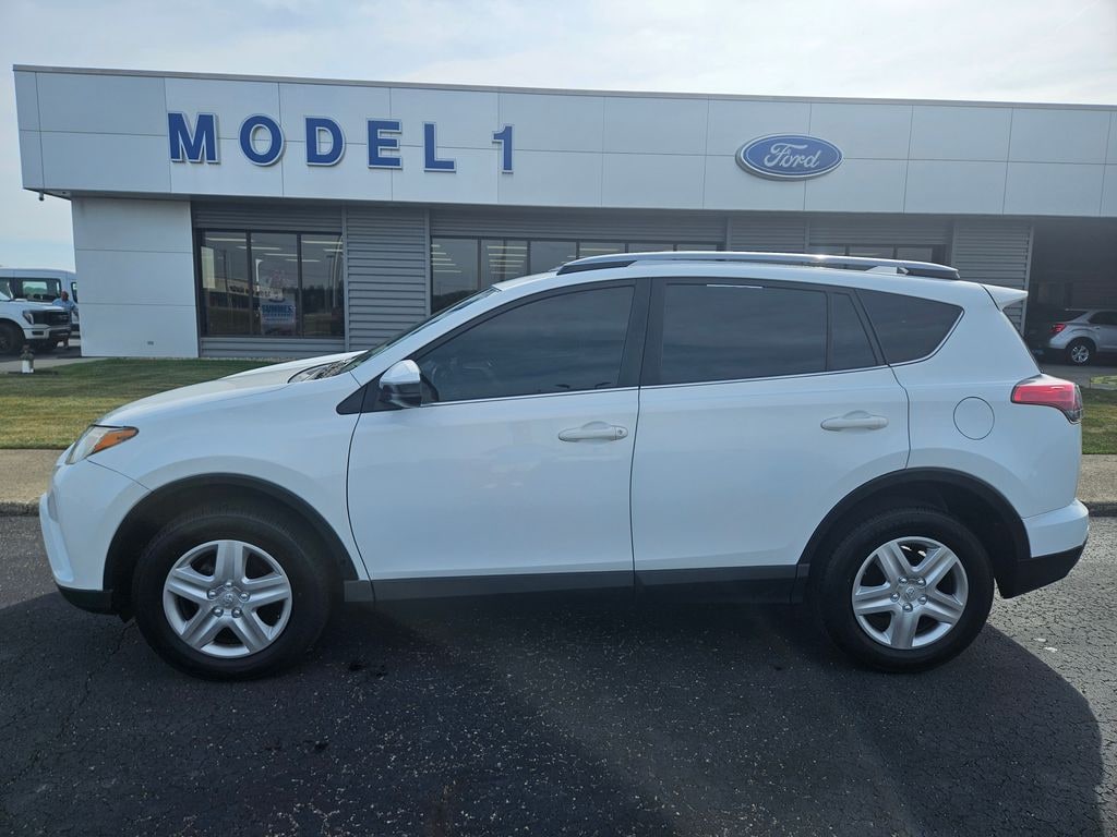 Used 2018 Toyota RAV4 LE SUV