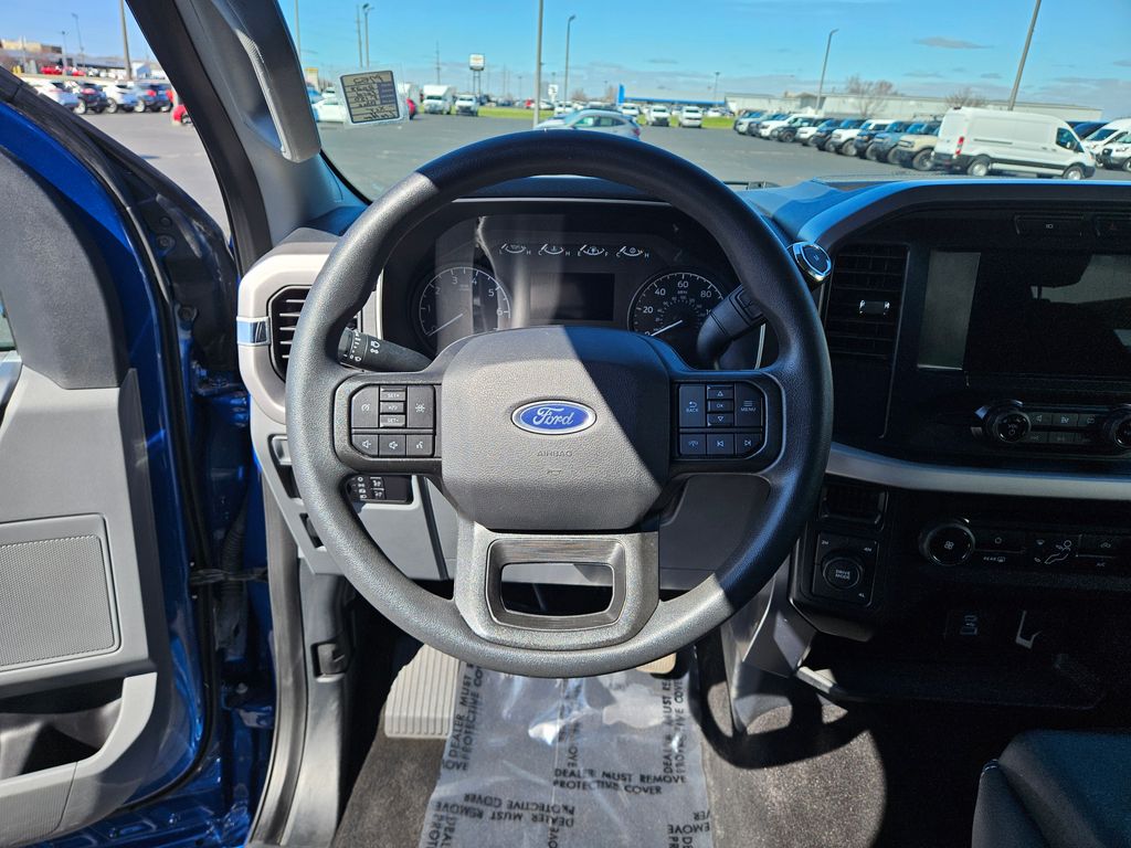 2023 Ford F-150 XLT - Photo 17