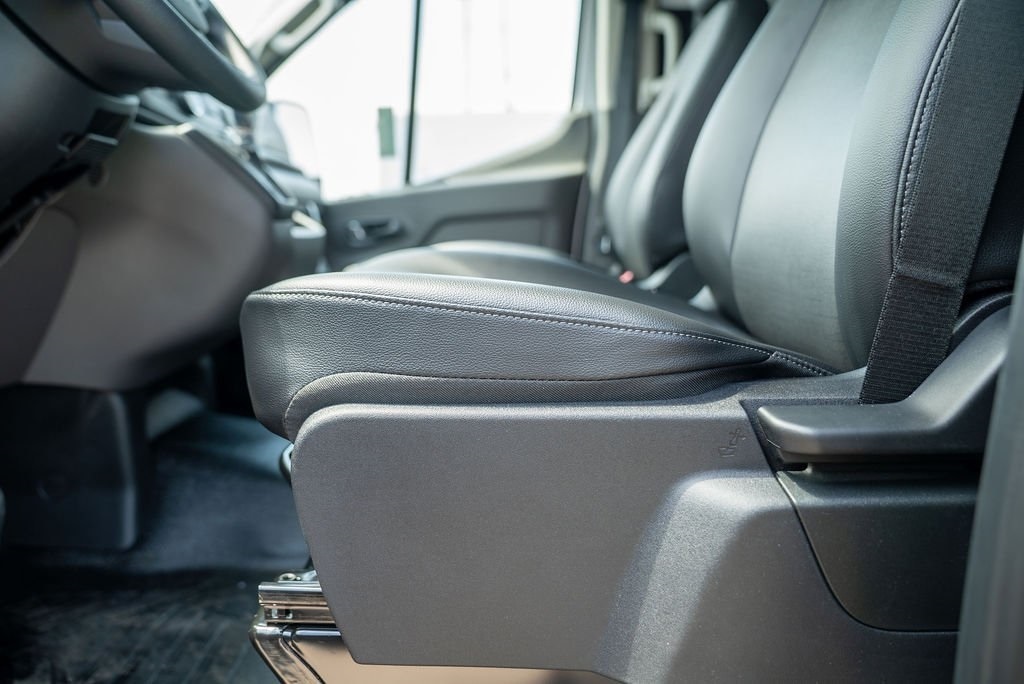 2025 Ford Transit Van Base - Photo 10
