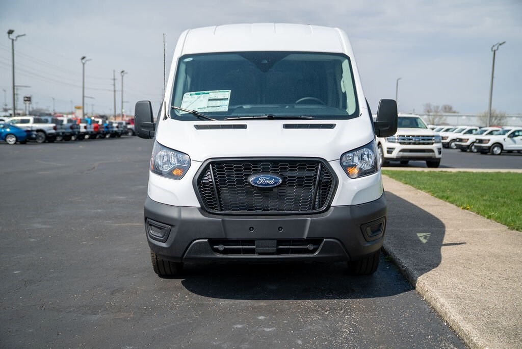 2025 Ford Transit photo 2