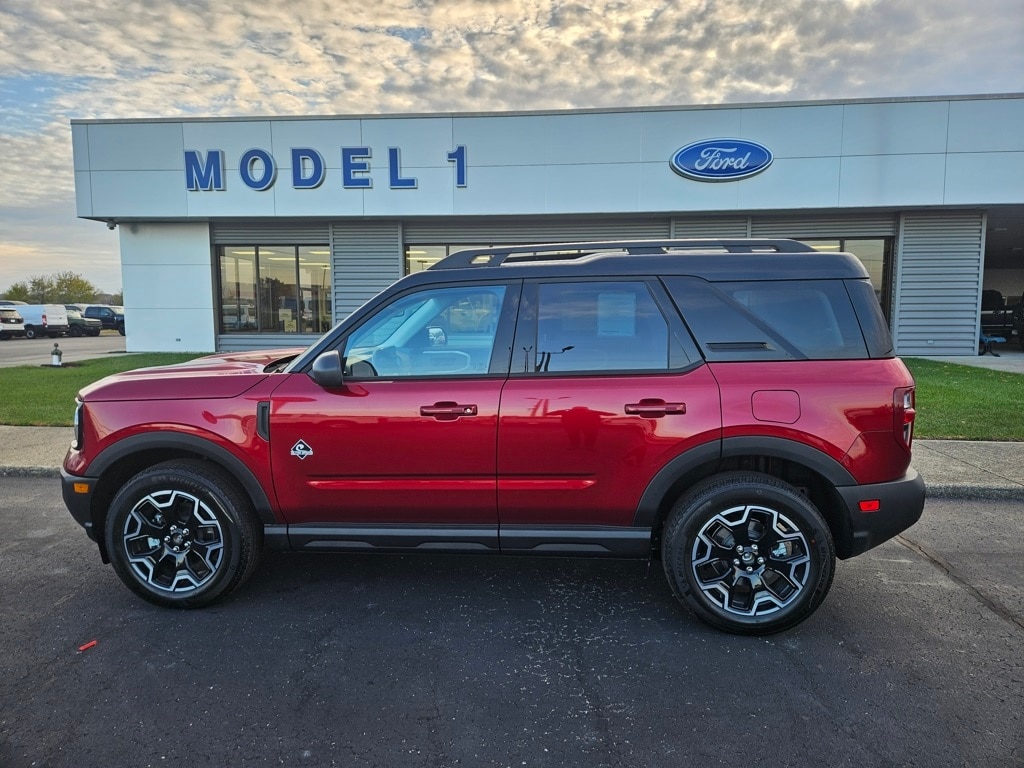 2025 Ford Bronco Sport Outer Banks's photo