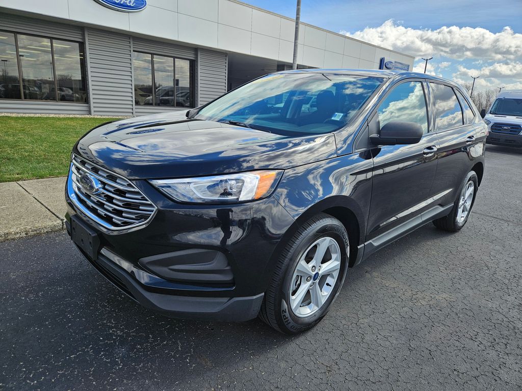 2020 Ford Edge SE