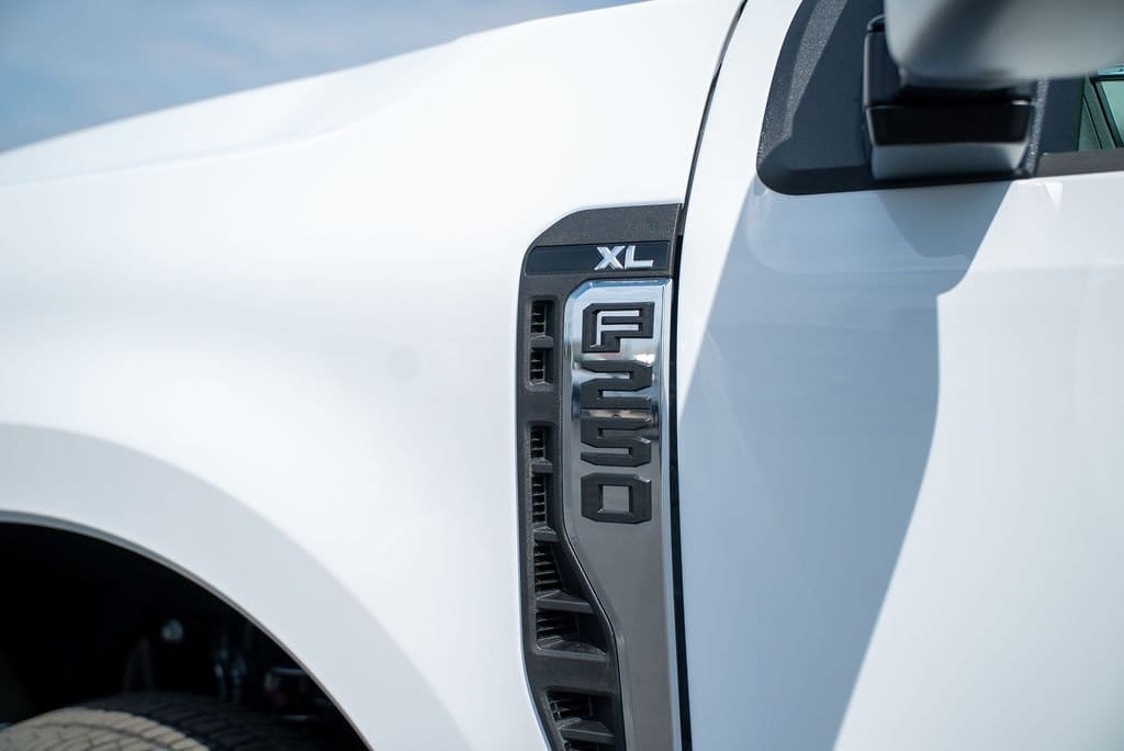 2025 Ford F-250 Super Duty XL - Photo 7