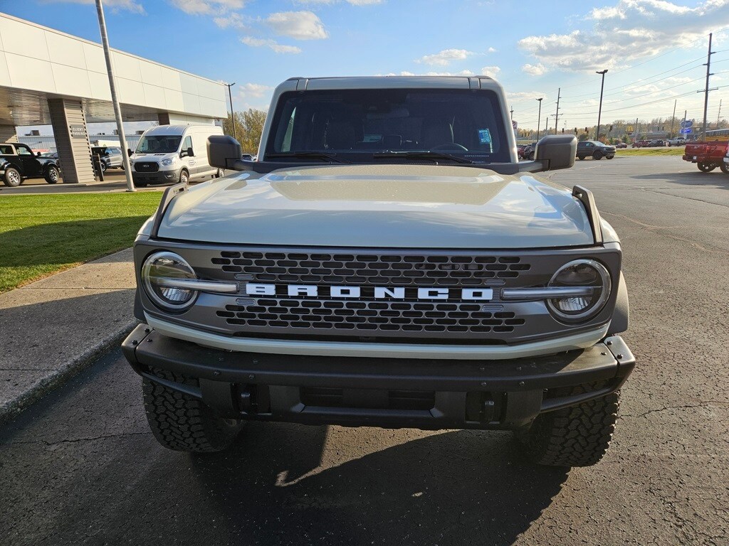 New 2025 Ford Bronco Badlands SUV
