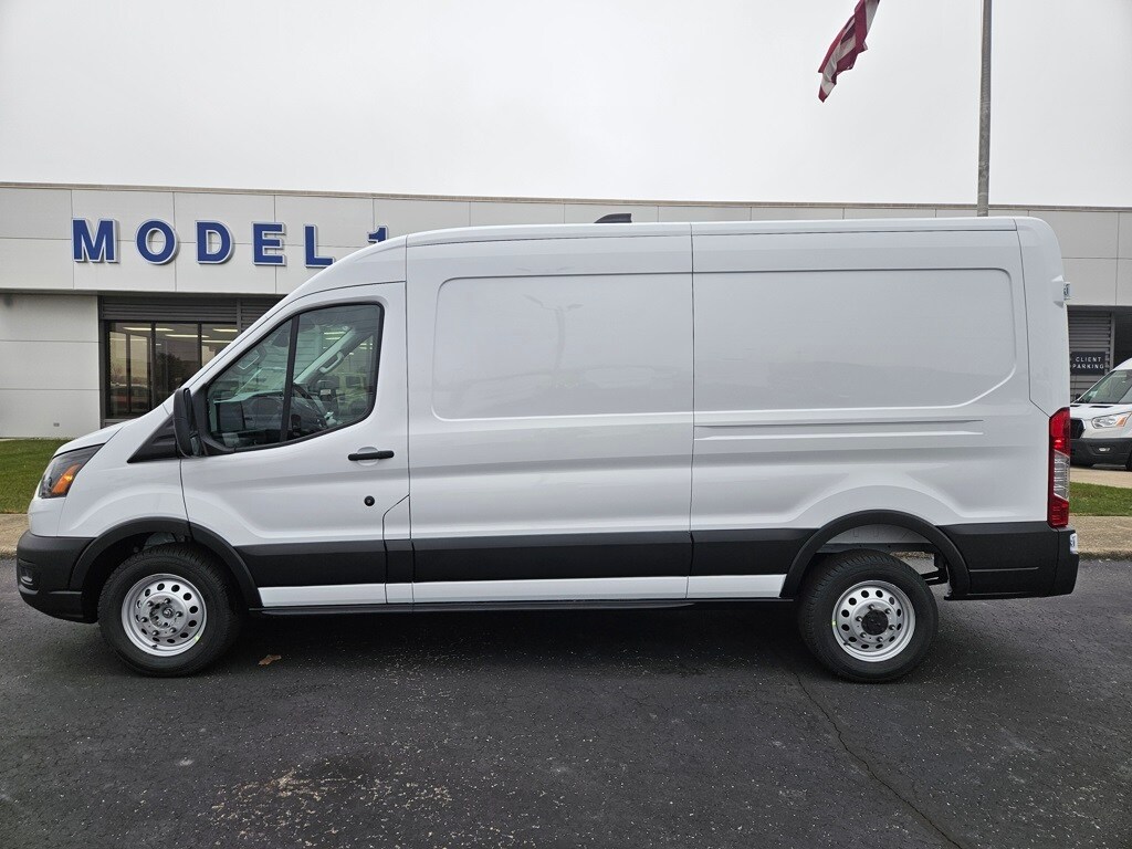 2025 Ford Transit photo 2