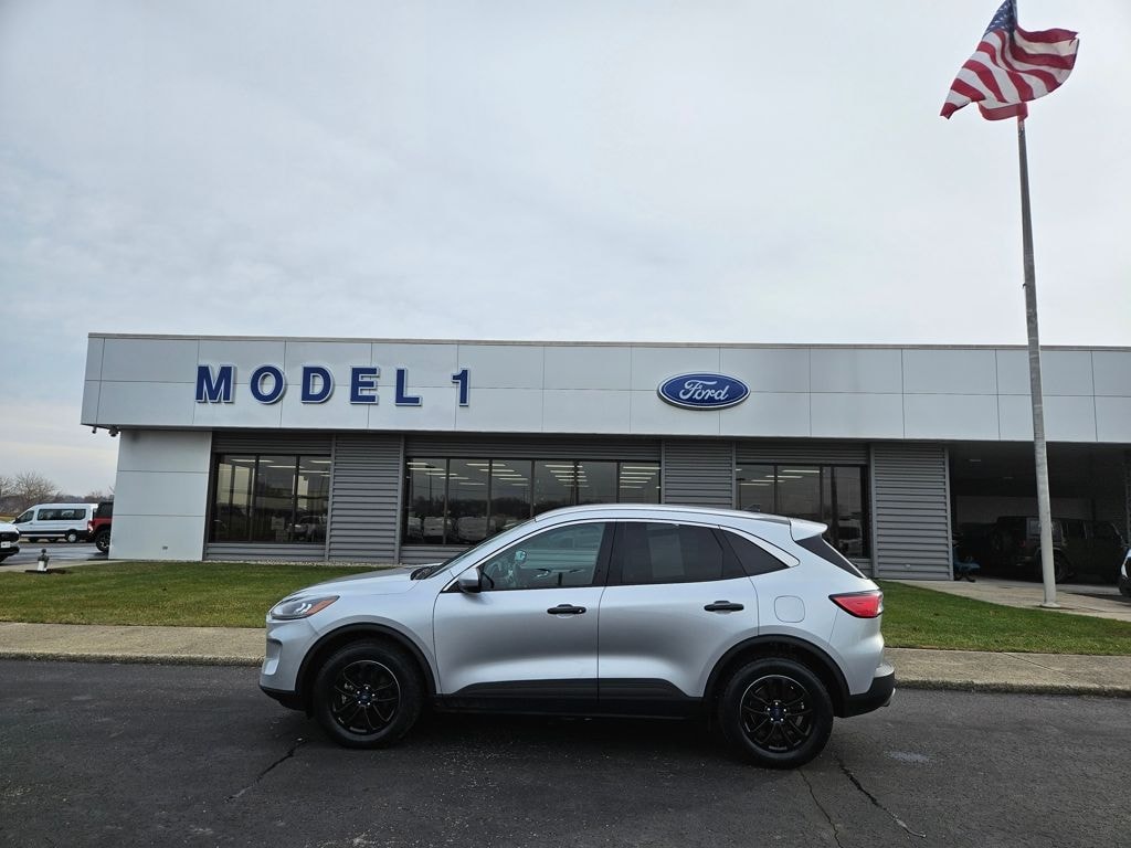 Used 2020 Ford Escape SE SUV