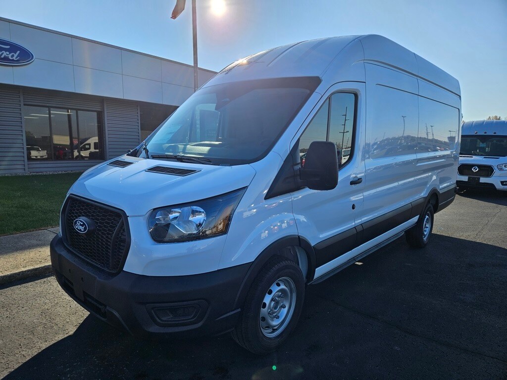 2026 Ford Transit photo 2