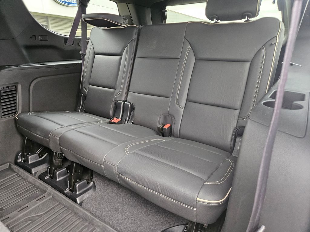 2023 GMC Yukon XL SLT - Photo 23