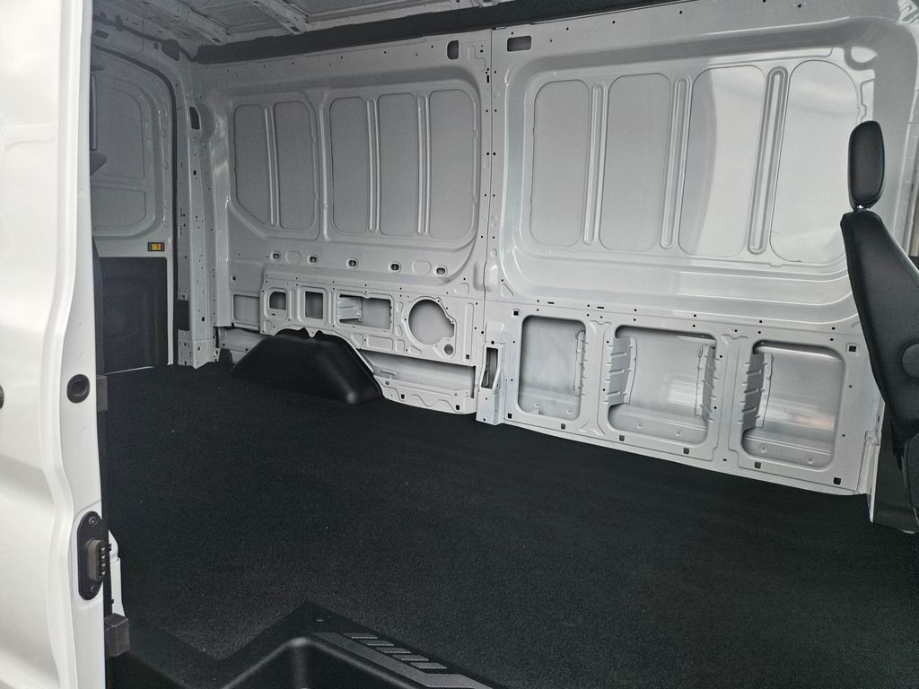 2025 Ford Transit Van Base - Photo 17