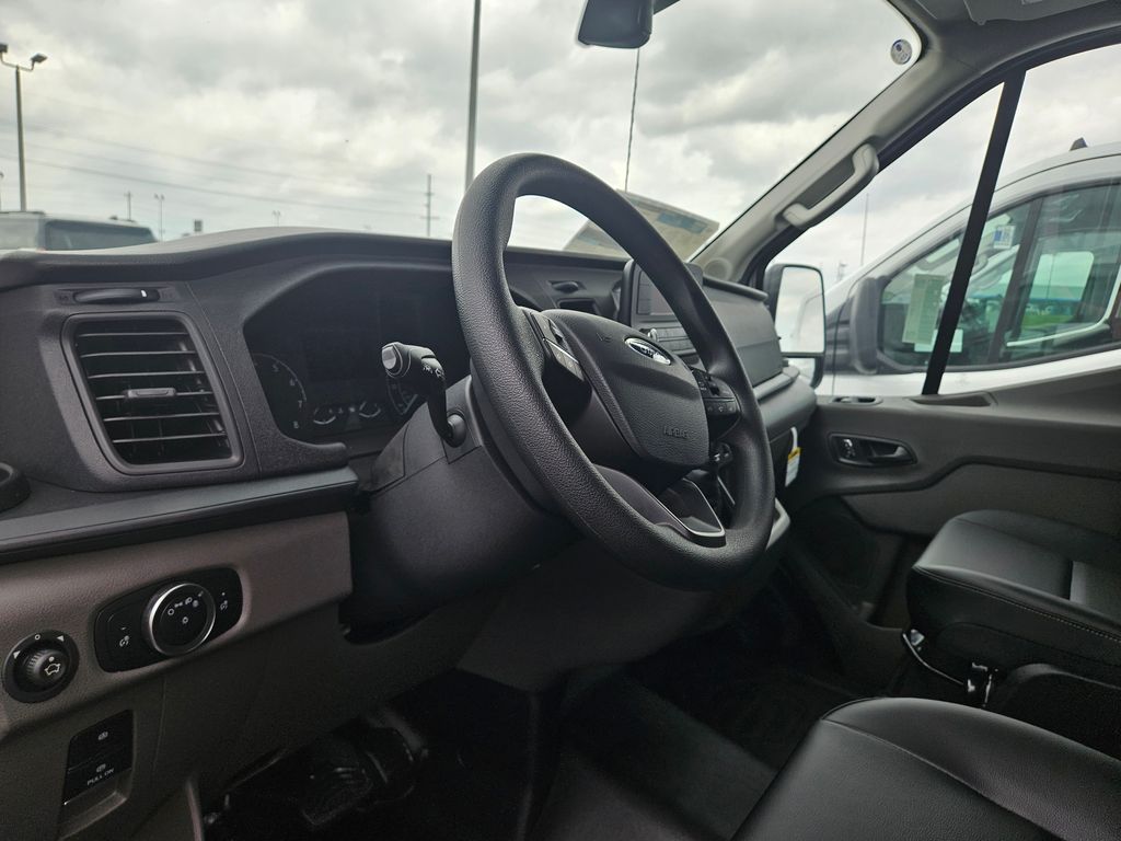 2025 Ford Transit Van Base - Photo 11