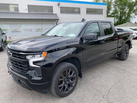 2022 Chevrolet Silverado 1500 RST Truck